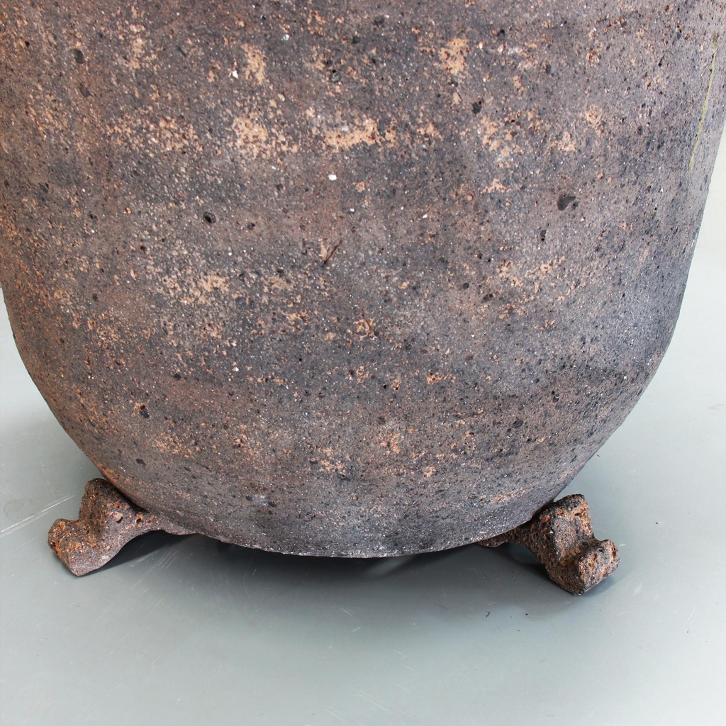 Old Stone Pot Feet with pot