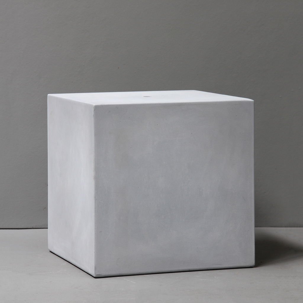 Grey Square Plinth - L40cm x W40cm x H40cm