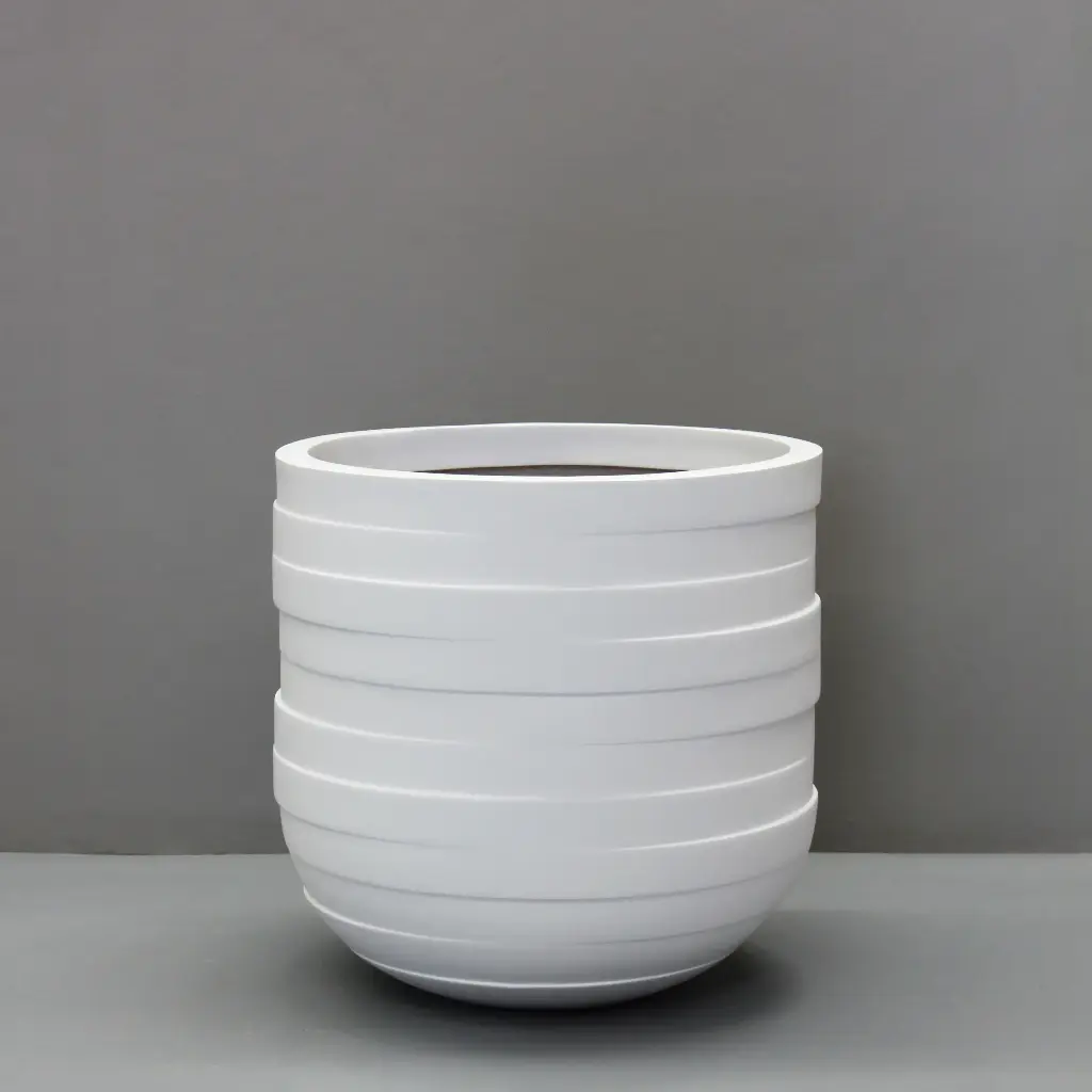 White Circulum Pot